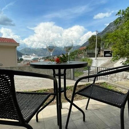 Nature Bay Apartment Kotor Extérieur photo